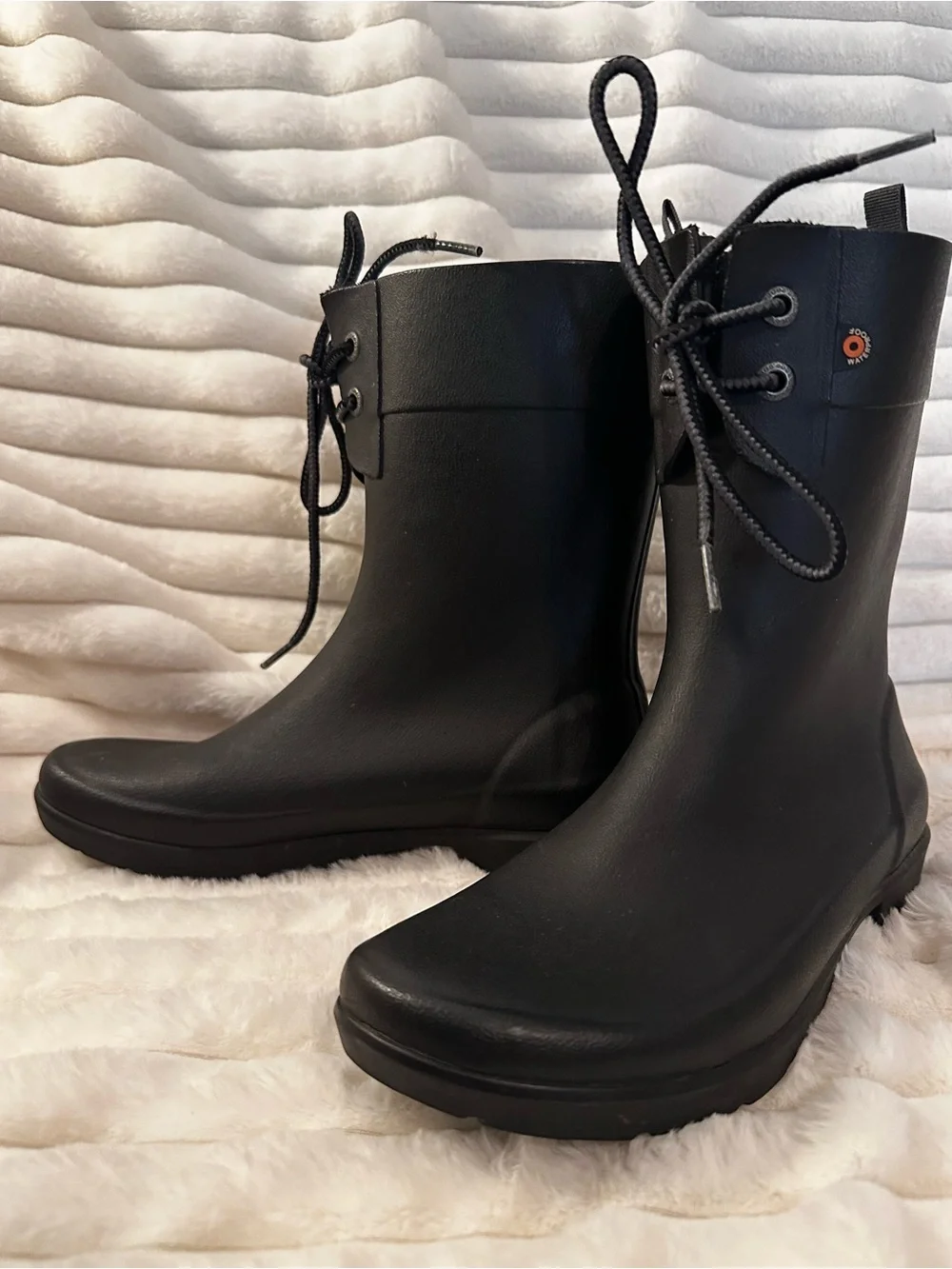 NWOT Bogs Black Lace-Up Women's Rain Boots